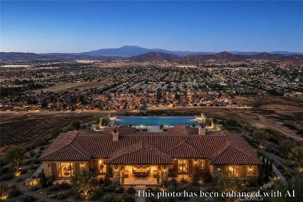1 Valley Blvd