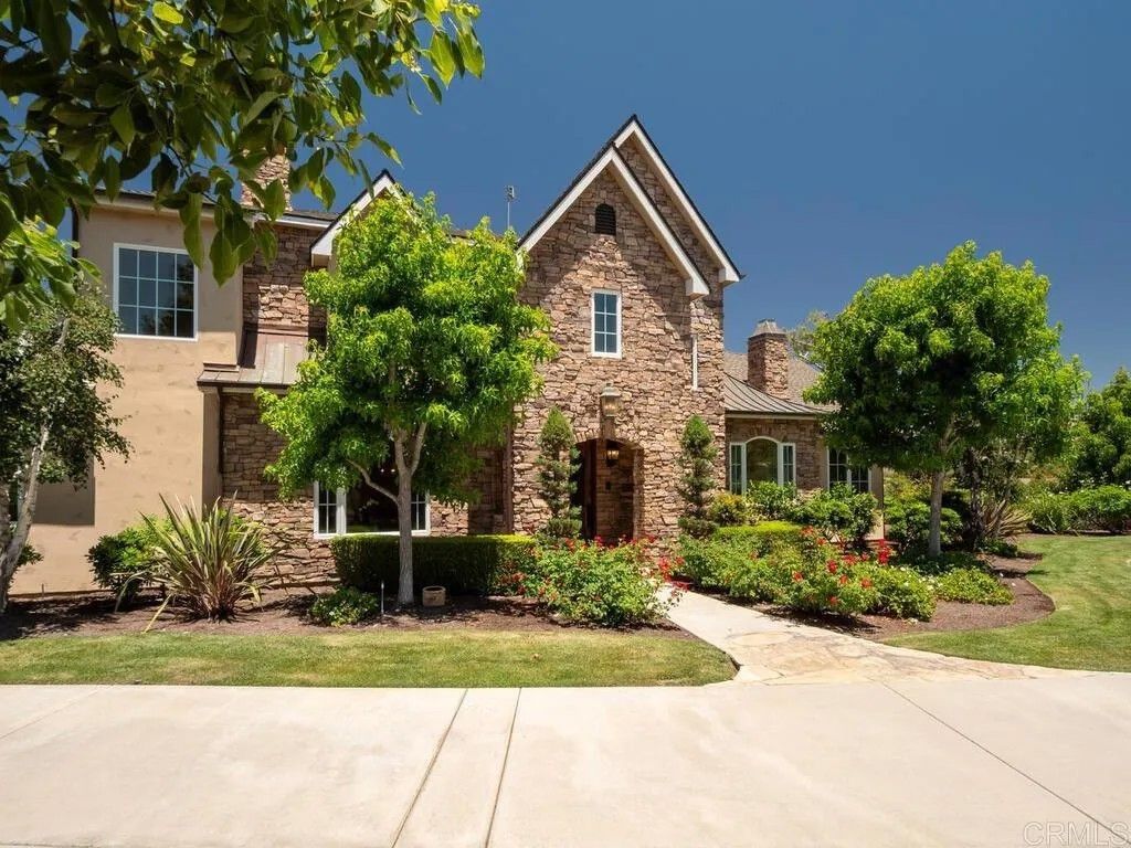 Photo of 32110 Dos Ninas Rd, Bonsall, CA 92003 (MLS # NDP2506895)