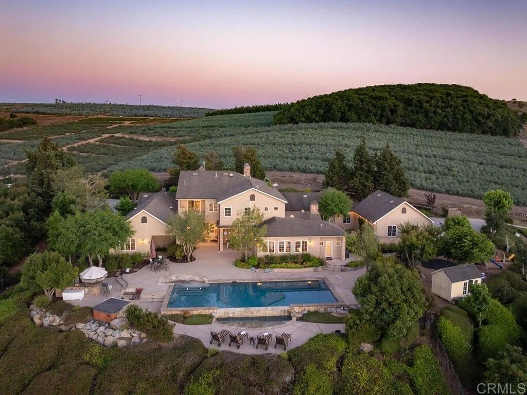 Photo of 32110 Dos Ninas Rd, Bonsall, CA 92003 (MLS # NDP2506895)