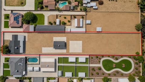 Photo of 732 S Acacia Ave, Rialto, CA 92376 (MLS # CV26187236)