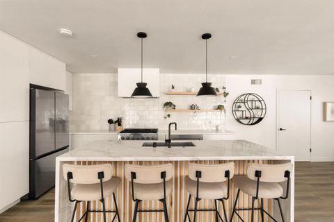 5173 Walsh Way San Diego CA 92115