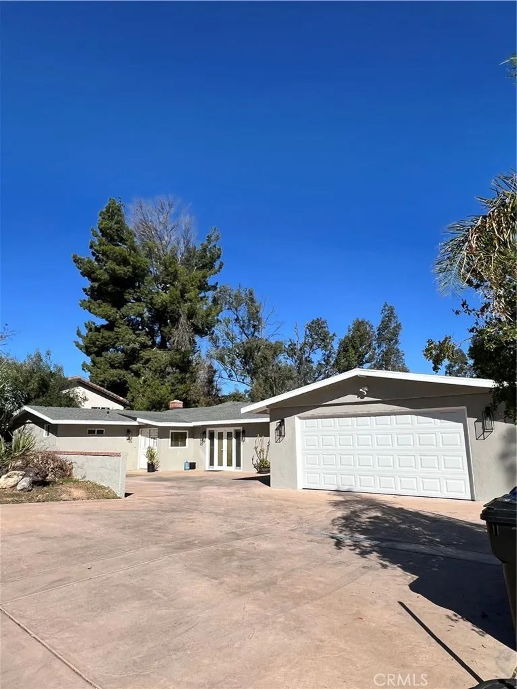 Photo of 5940 Avenue Juan Bautista, Jurupa Valley, CA 92509 (MLS # HD25277930)