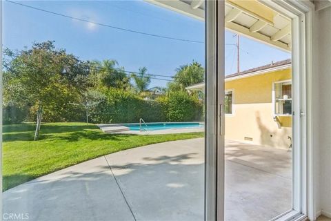 Tiny photo for 25035 Green Mill Avenue, Newhall, CA 91321 (MLS # SR25244370)
