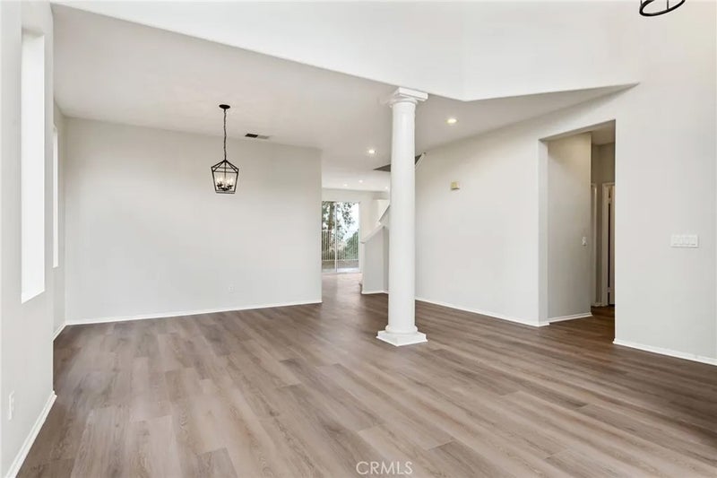 23989 Crowned Partridge Lane