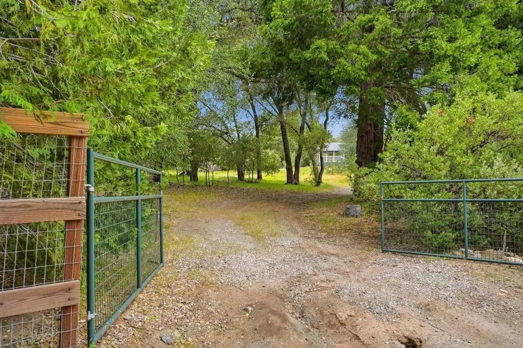 Photo of 5867 Forest Meadow, Julian, CA 92036 (MLS # NDP2603911)