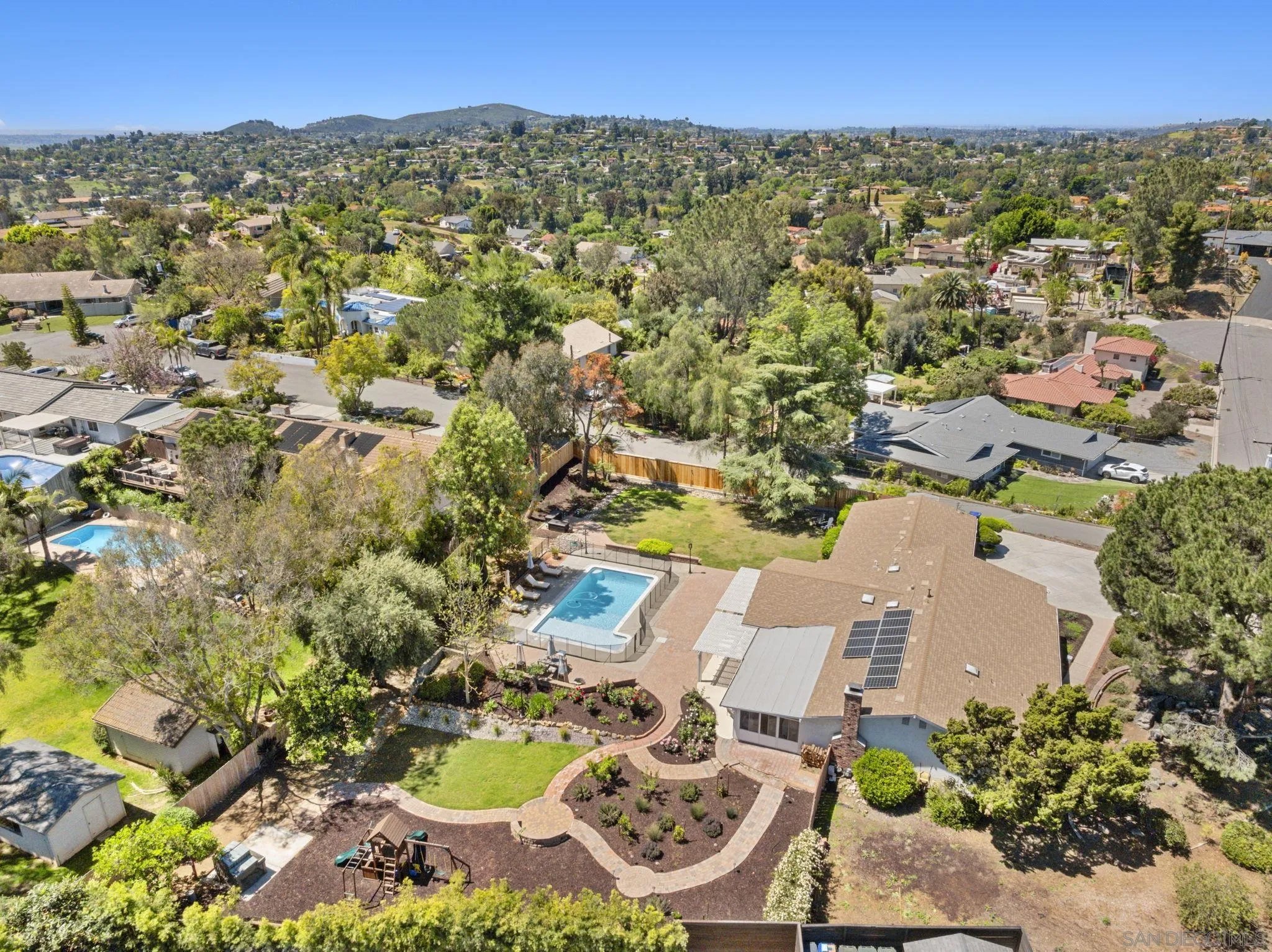 10933 Sunray Pl