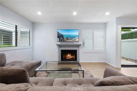 27114 Hidaway Avenue 3 Santa Clarita CA 91351