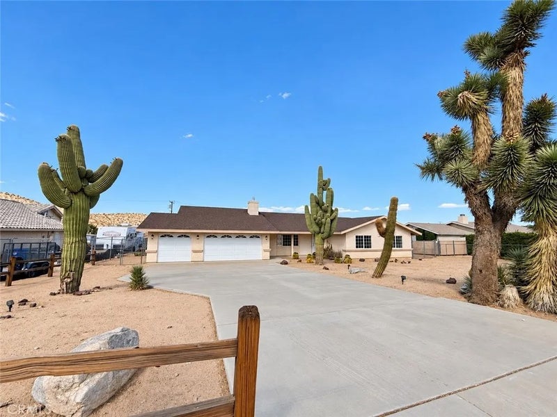 57996 Desert Gold Drive