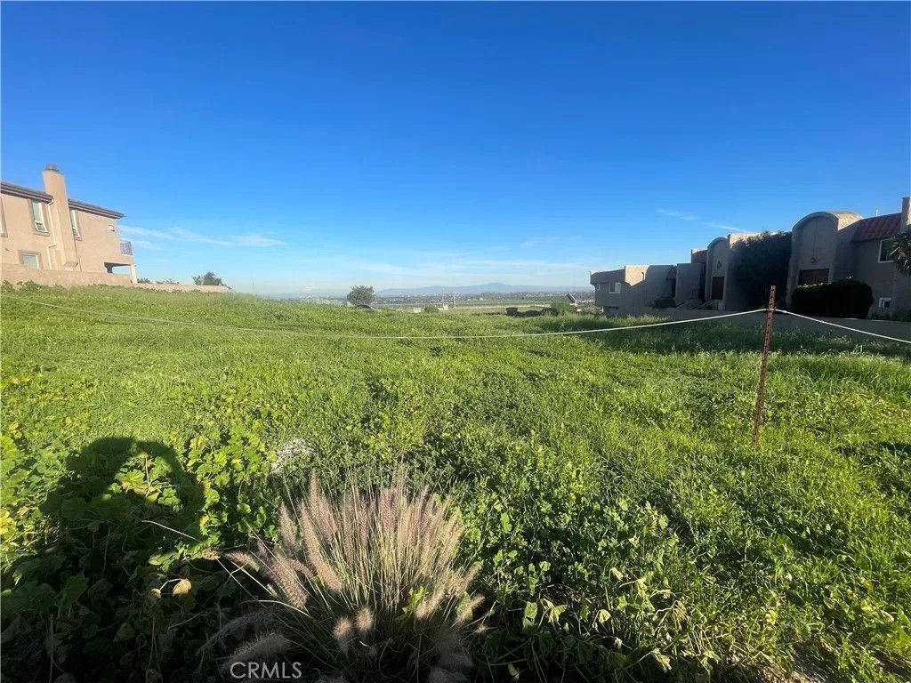 Photo of 2250 Ohio Ave, Signal Hill, CA 90755 (MLS # PW26012638)