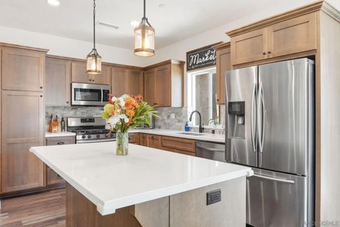 Tiny photo for 221 Frances Dr, El Cajon, CA 92019 (MLS # 250041303)