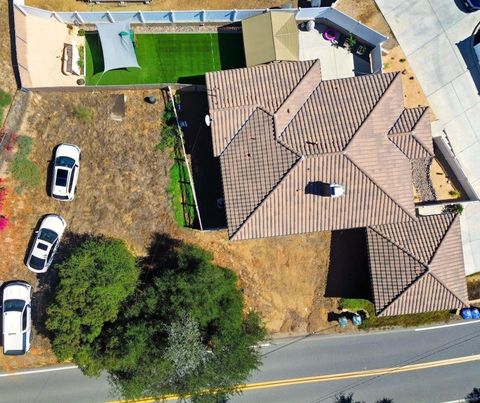 Tiny photo for 221 Frances Dr, El Cajon, CA 92019 (MLS # 250041303)