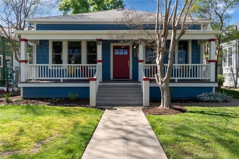 Photo of 328 W 21st St, Merced, CA 95340 (MLS # MC26055898)