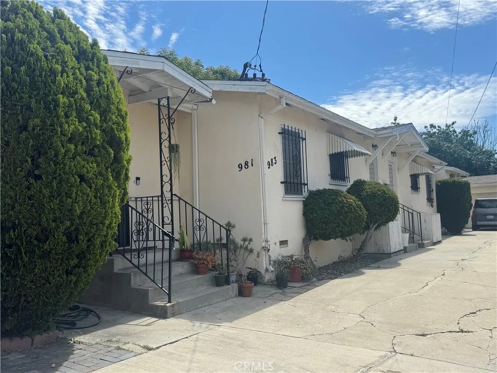 981 W Kensington
