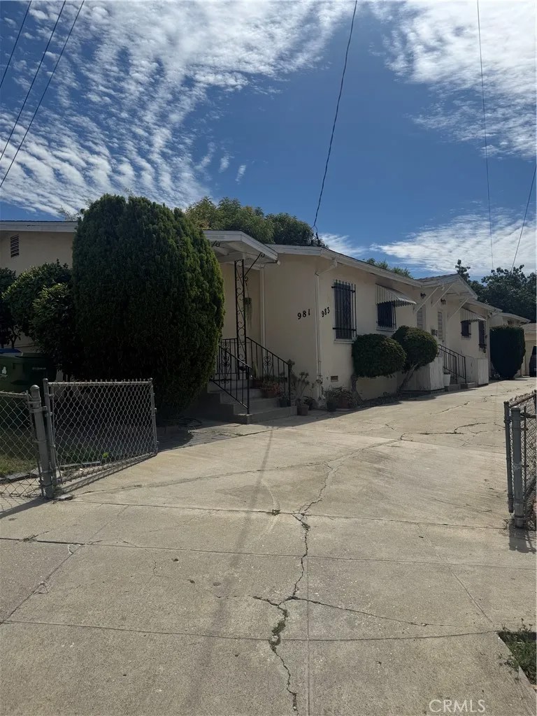 981 W Kensington