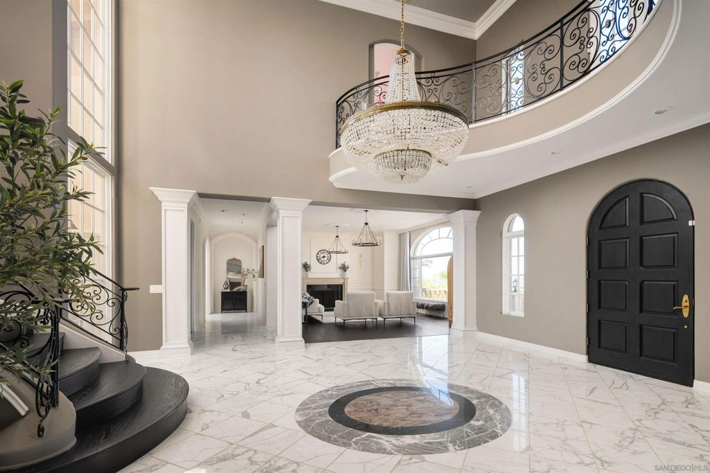 Photo of 18136 Via Ascenso, Rancho Santa Fe, CA 92067 (MLS # 260008053)