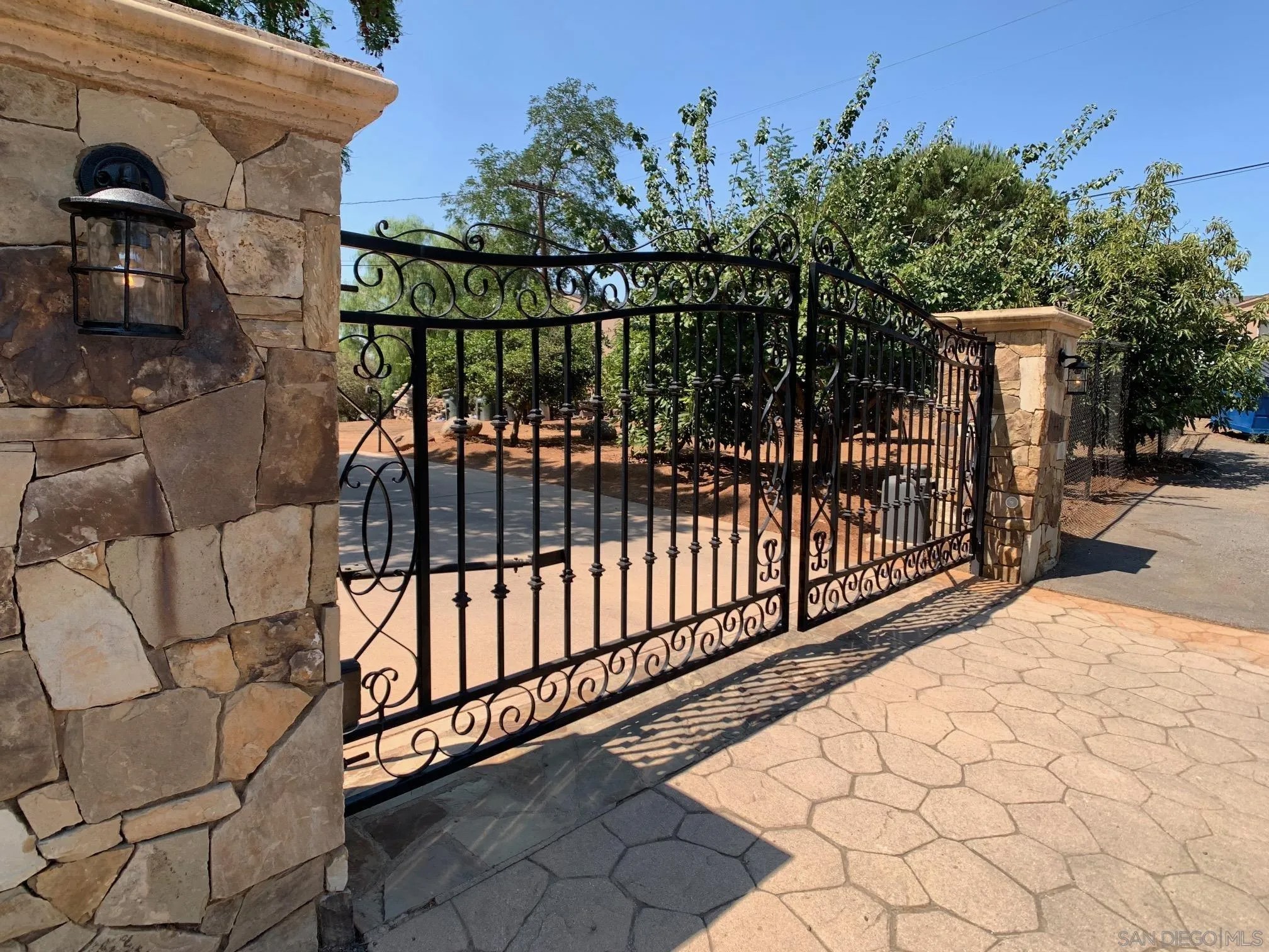 1445 Terracita Lane