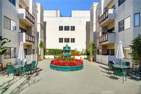 Tiny photo for 17914 Magnolia Boulevard #127, Encino, CA 91316 (MLS # SR25246119)