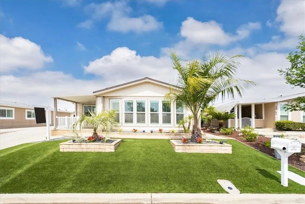 Photo of 29150 Calle Cisne, Murrieta, CA 92563 (MLS # SW26049920)