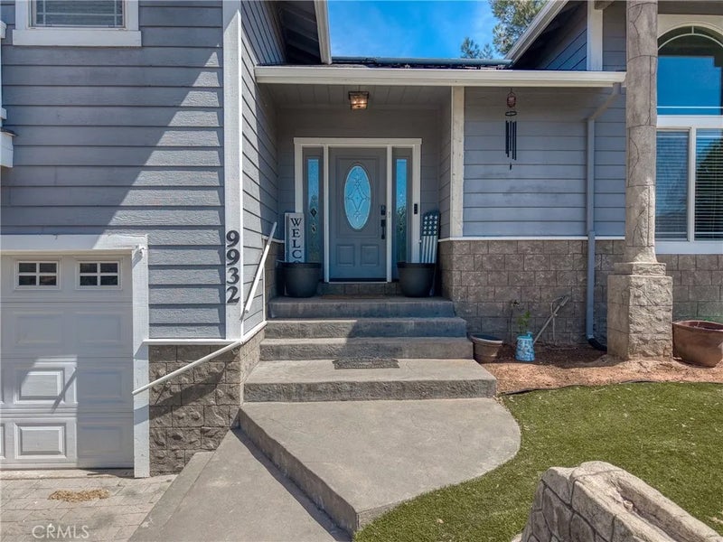 9932 Fairway Drive