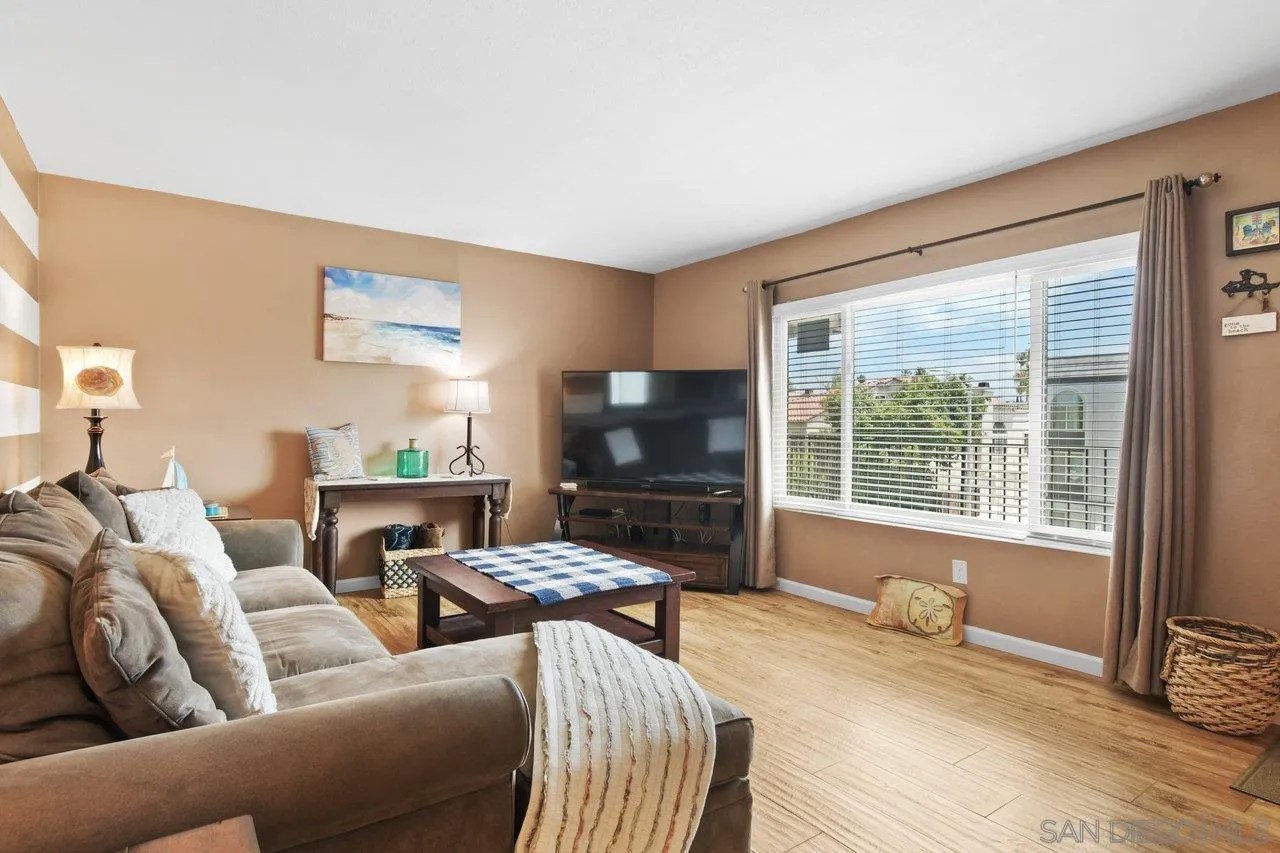 1278 Pacific Beach Dr 7