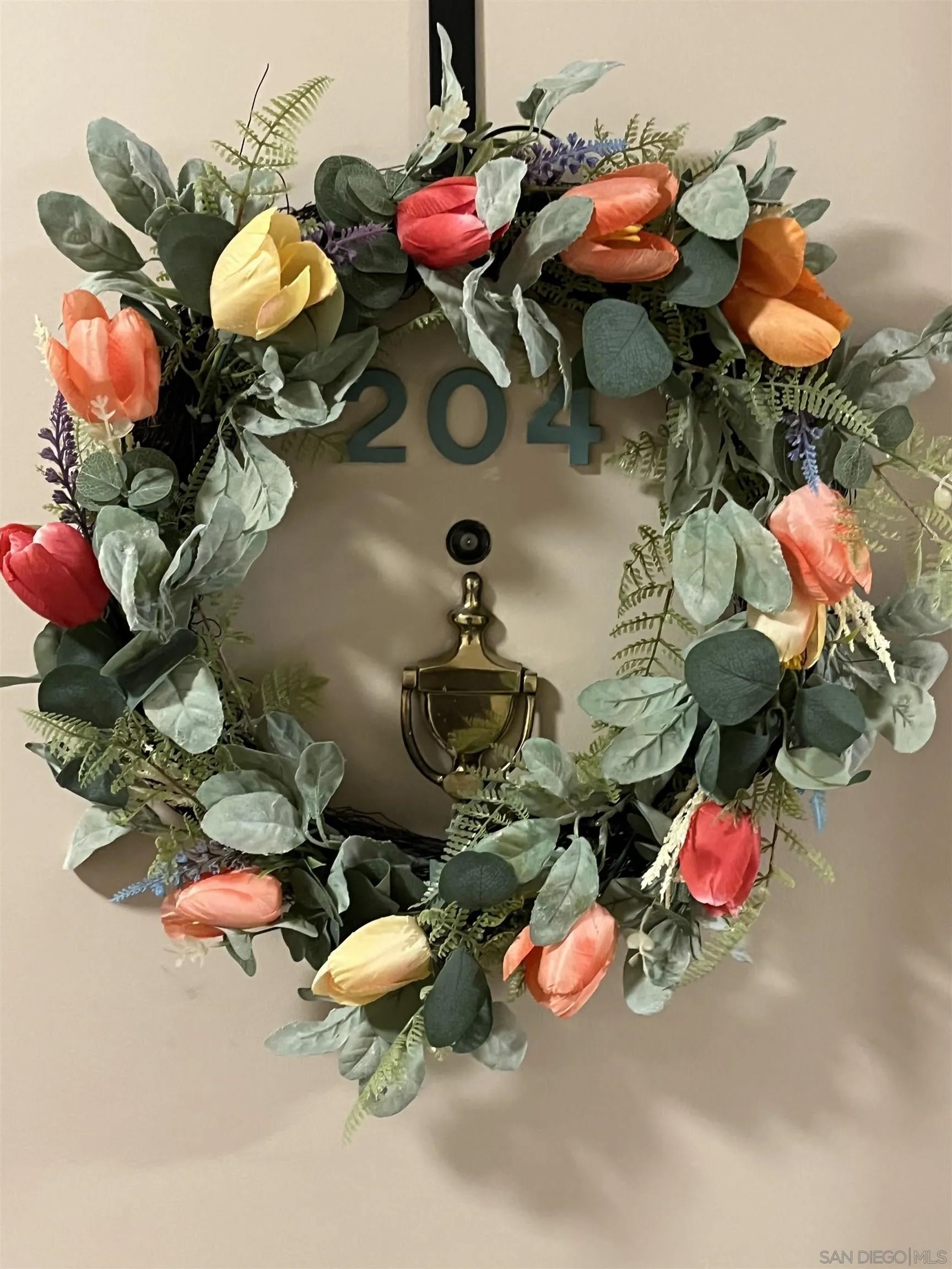 6350 Genesee Ave 204