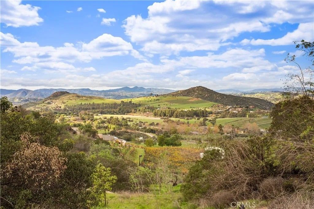 Photo of 0 Highland Valley, Escondido, CA 92025 (MLS # ND26002446)