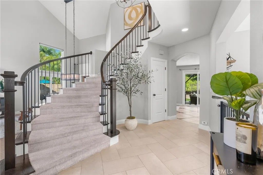 Photo of 20776 Shadow Rock Ln, Rancho Santa Margarita, CA 92679 (MLS # OC26059940)