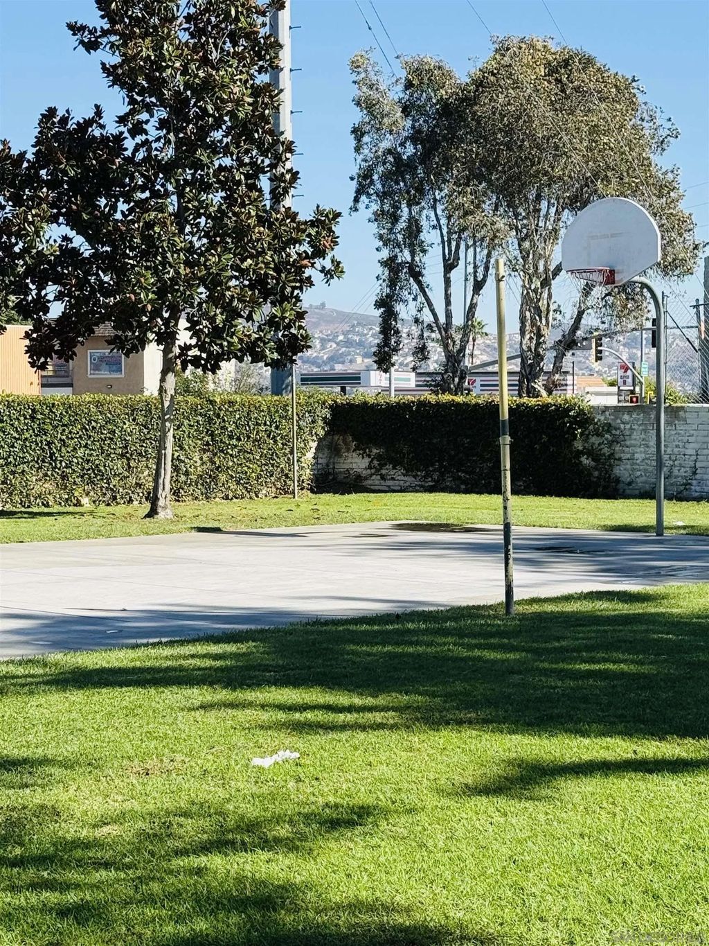 Photo of 458 Ridgeway Ct, Spring Valley, CA 91977 (MLS # 250043312)