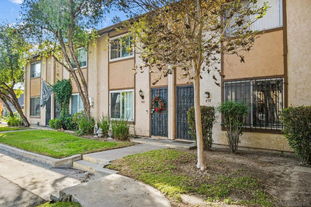 Photo of 458 Ridgeway Ct, Spring Valley, CA 91977 (MLS # 250043312)