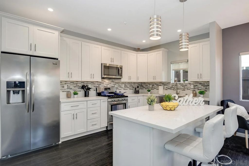 Photo of 5411 Lauretta St, San Diego, CA 92110 (MLS # 260008701)