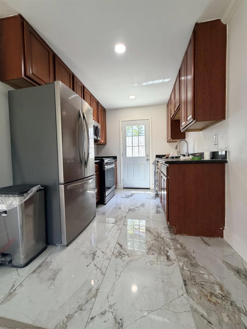 1507 S 40Th B