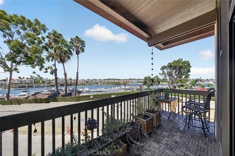5201 S Marina Pacifica Drive South