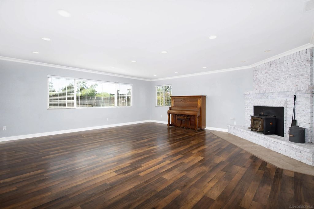 Photo of 1355 Franklin Ln, Ramona, CA 92065 (MLS # 260008190)