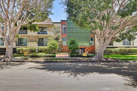 Photo of 3640 Cardiff Avenue #210, Los Angeles, CA 90034 (MLS # SR26117127)