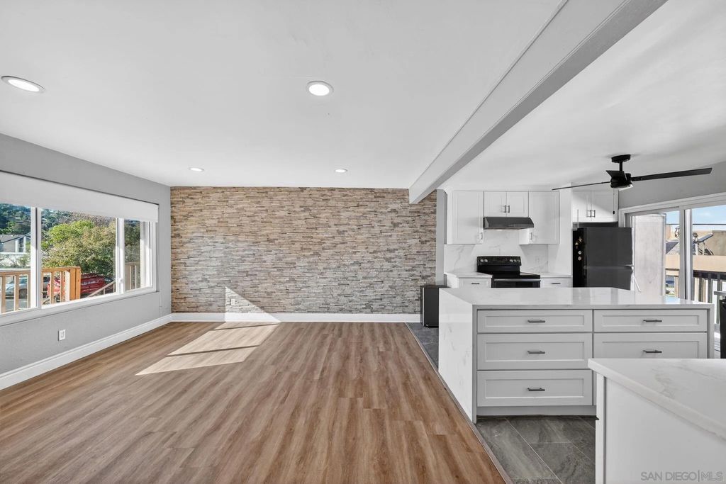 Photo of 879 Jamacha Rd, El Cajon, CA 92019 (MLS # 2600338)