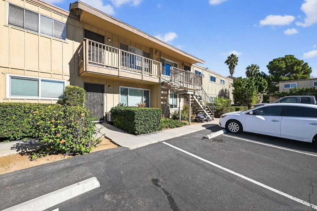 Photo of 879 Jamacha Rd, El Cajon, CA 92019 (MLS # 2600338)