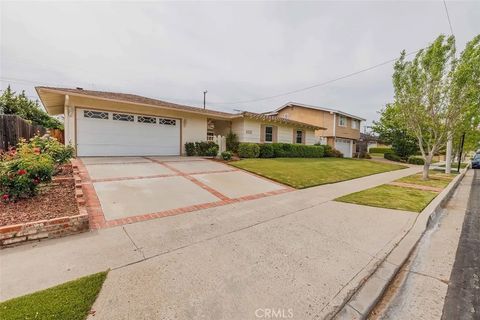 Photo of 1743 Hamer Dr, Placentia, CA 92870 (MLS # PW26077709)