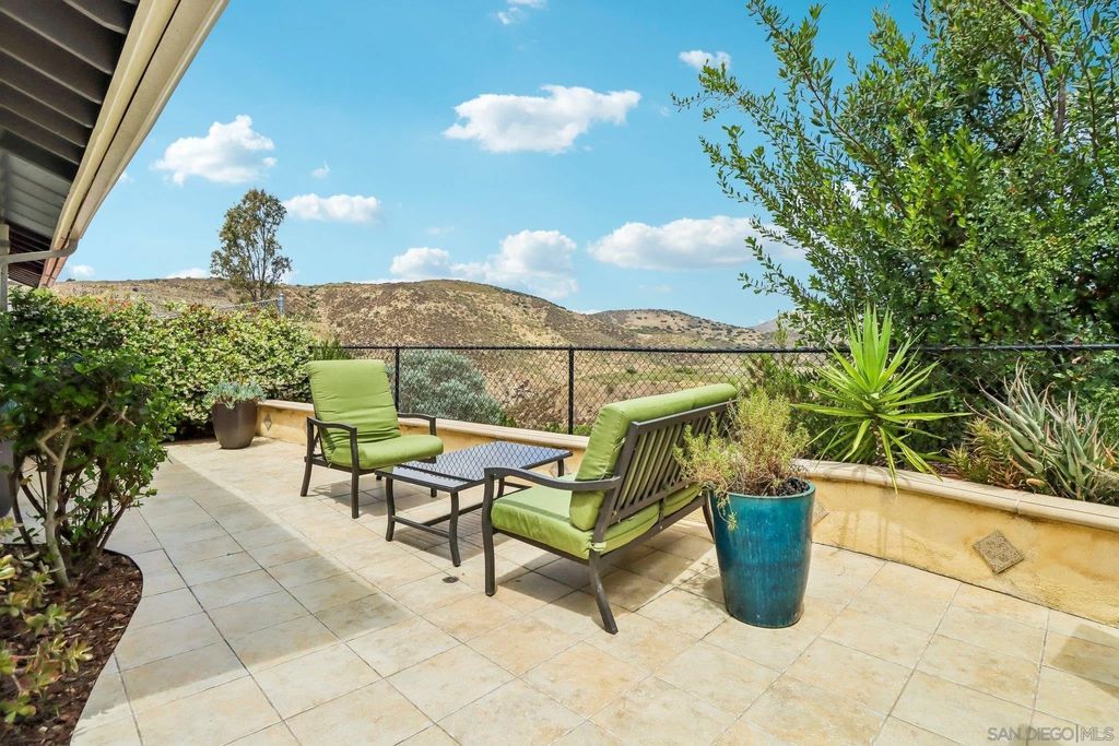 Photo of 8164 Mission Vista Dr, San Diego, CA 92120 (MLS # 260010582)