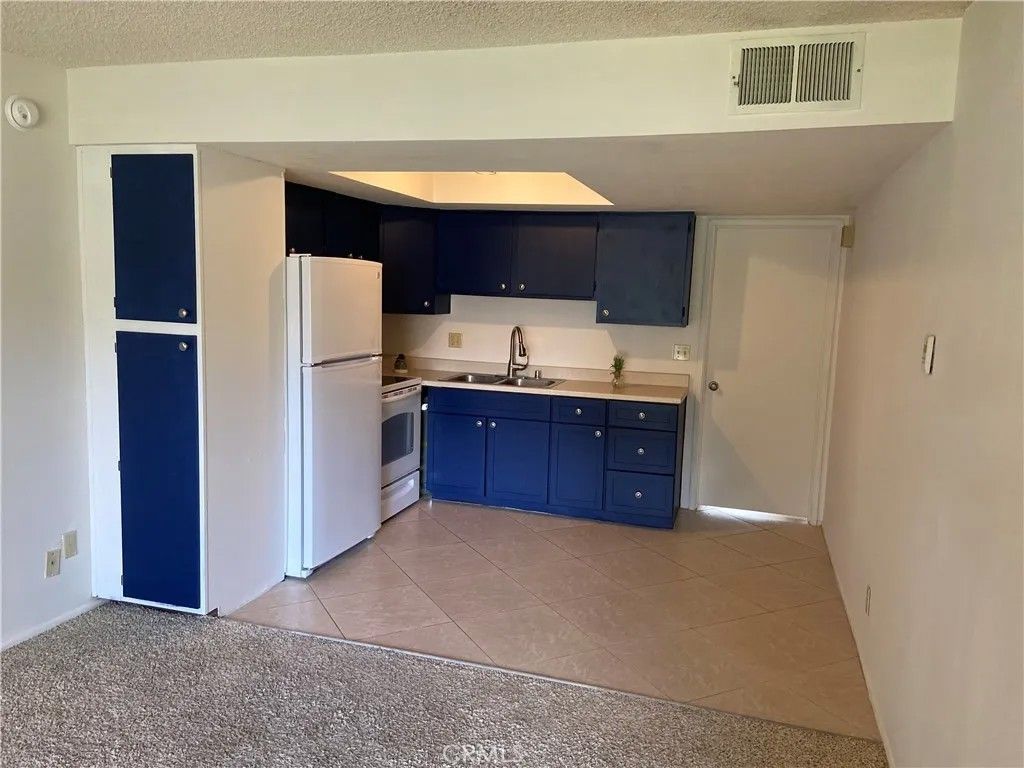 Photo of 9645 Spyglass Ave Unit 81 Ave, Desert Hot Springs, CA 92240 (MLS # OC25153330)