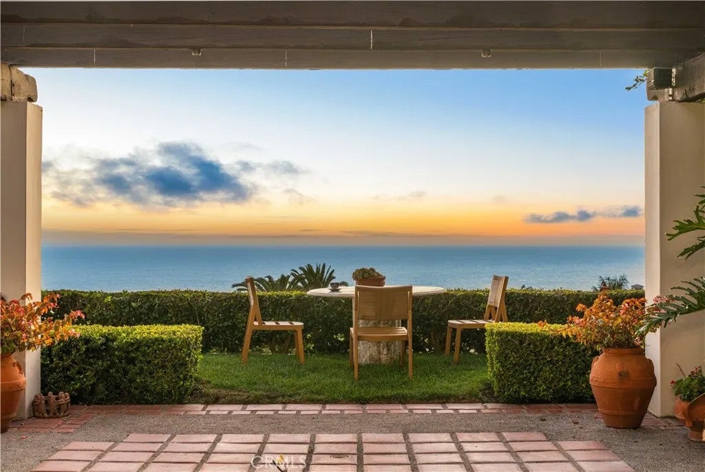 24 Scenic Bluff