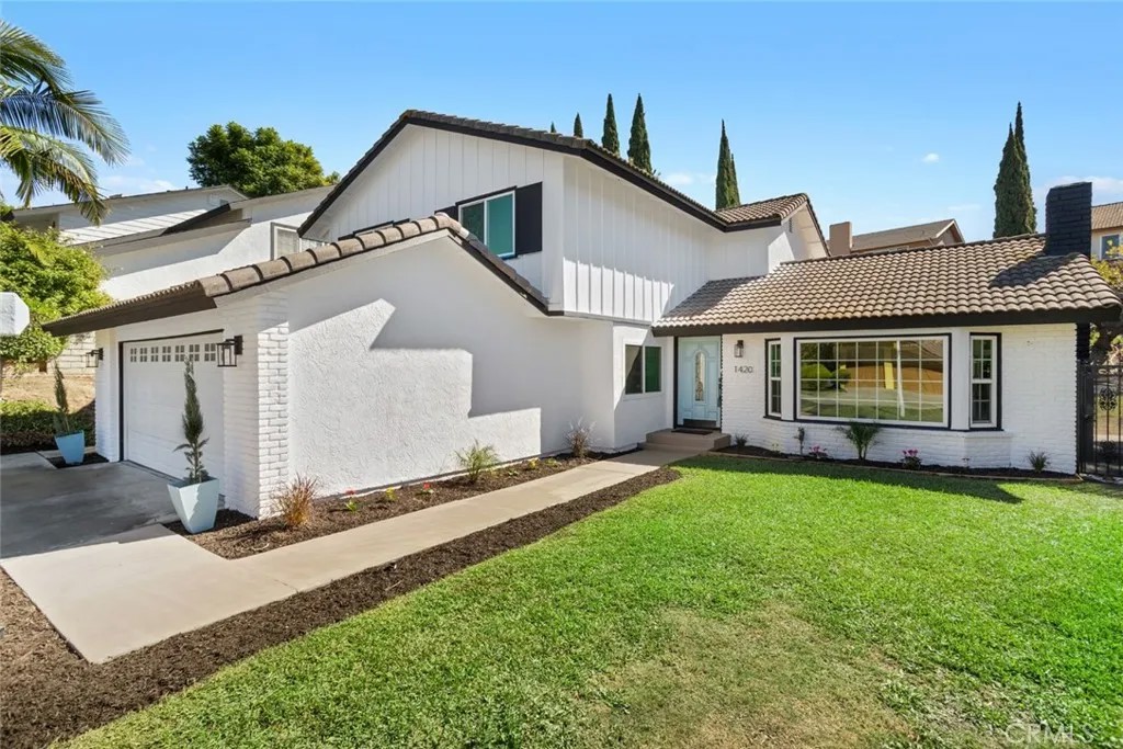 1420 Pine Tree Court