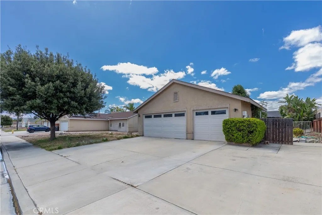 42821 Seal Rock Court