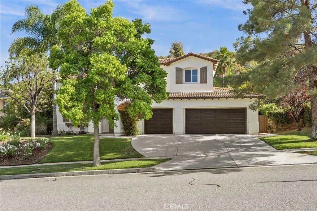 1728 Tamarron