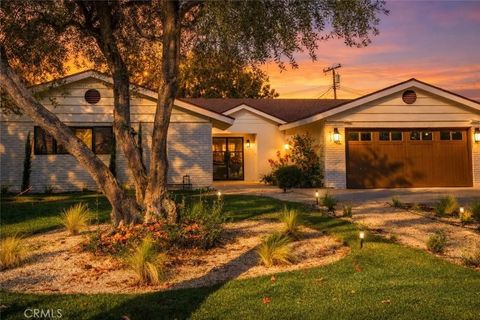 Photo of 213 Miguel Place, Fullerton, CA 92835 (MLS # PW26026731)