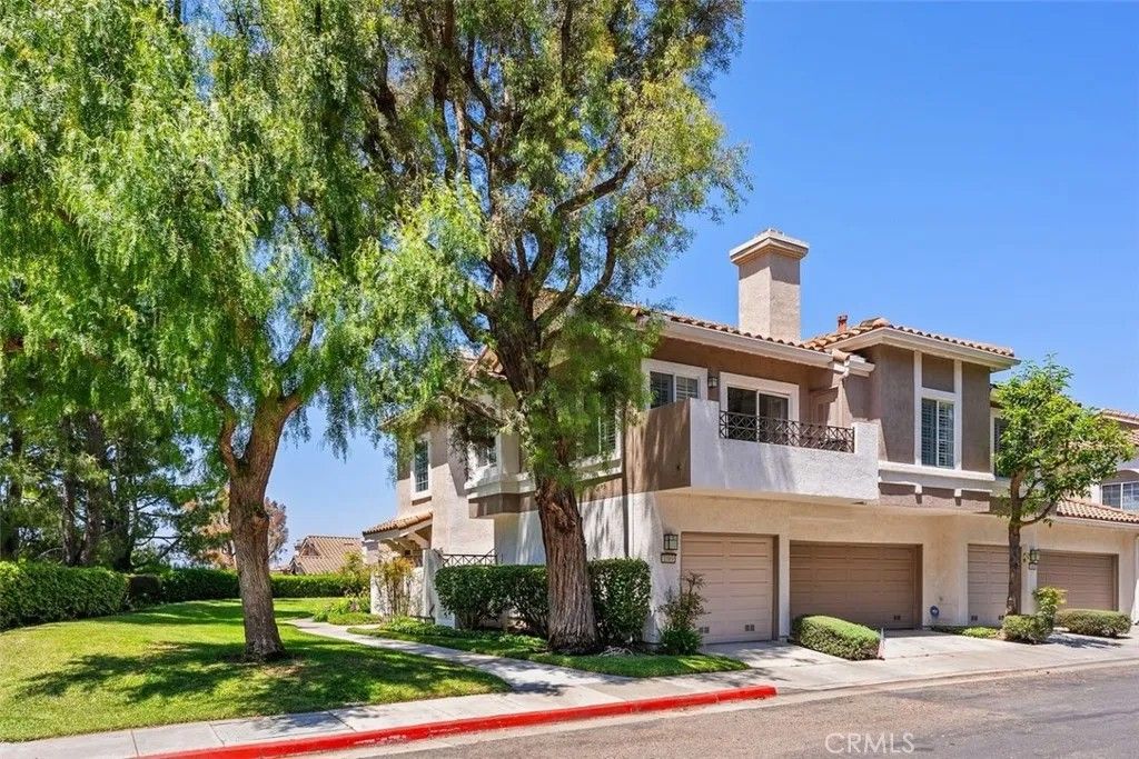 Photo of 1089 S Daybreak Court, Anaheim Hills, CA 92808 (MLS # PW26098525)