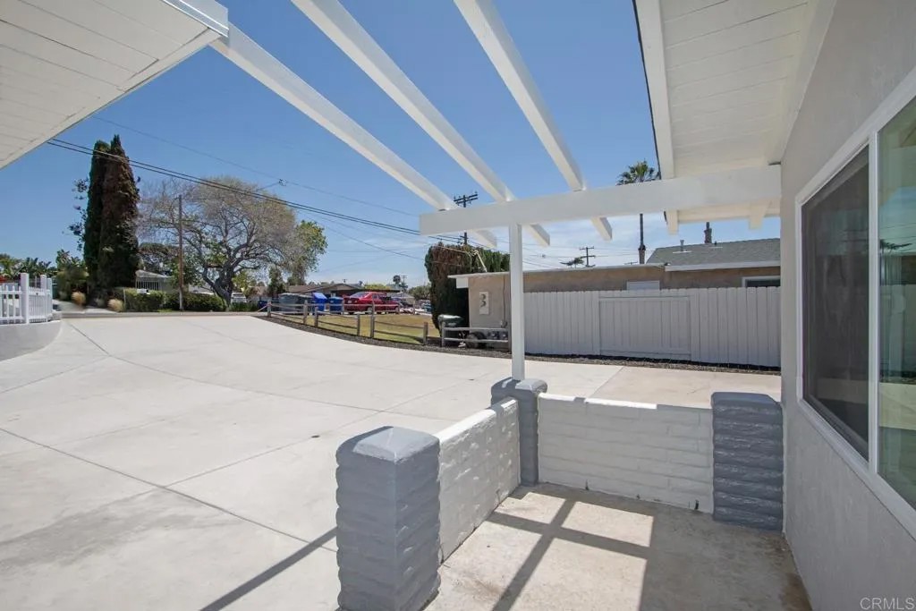 1104-& 1106 GARDENA ROAD