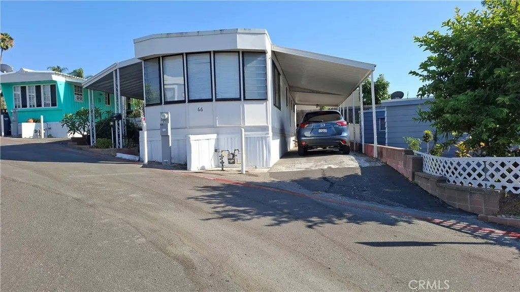 Photo of 200 Olive Ave #66, Vista, CA 92083 (MLS # IV25053808)