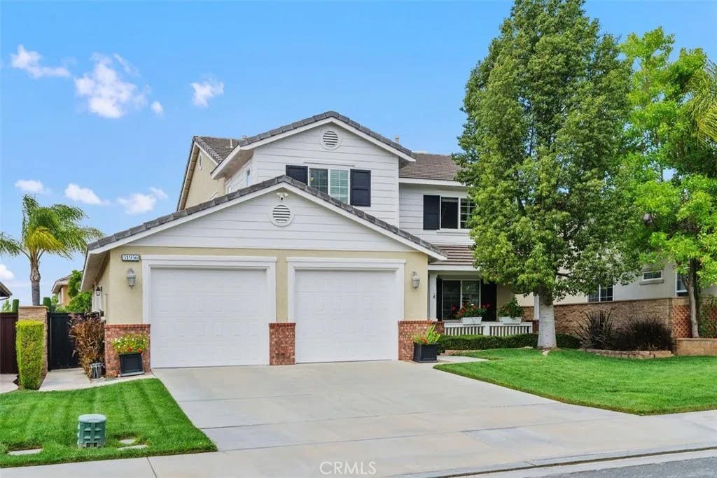 Photo of 31956 Bitterroot Court, Temecula, CA 92592 (MLS # SW26117926)