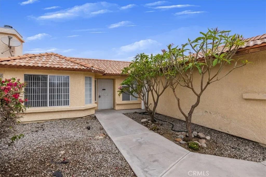 Photo of 66144 Avenida Cadena, Desert Hot Springs, CA 92240 (MLS # TR26117824)