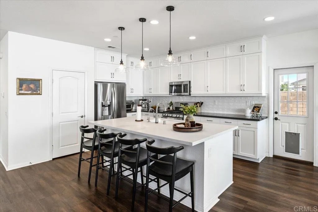 39665 Foxtail Drive